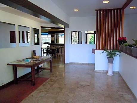 Brit Hotel du Laca - Capvern