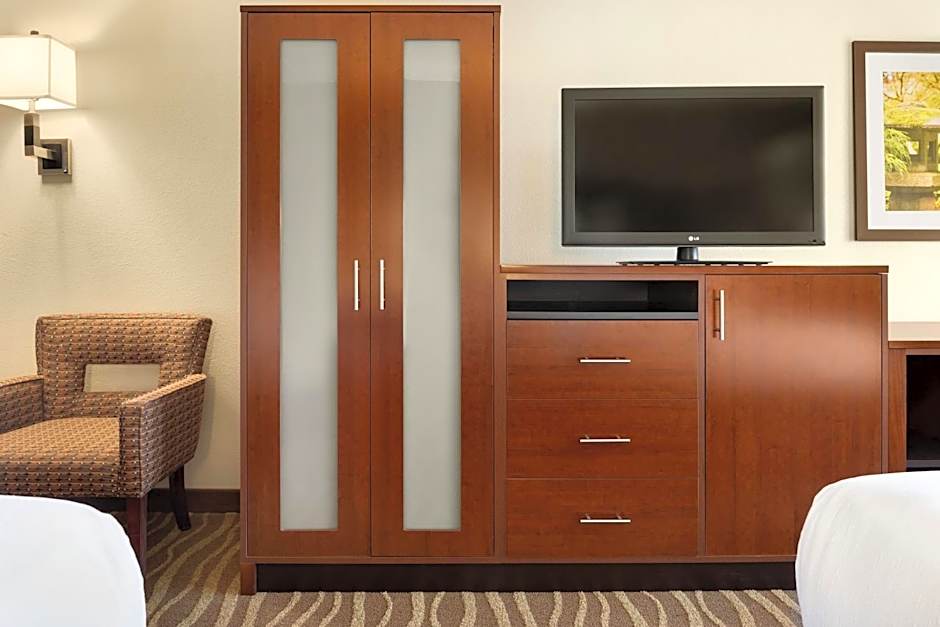 Holiday Inn Hotel & Suites Des Moines-Northwest By IHG