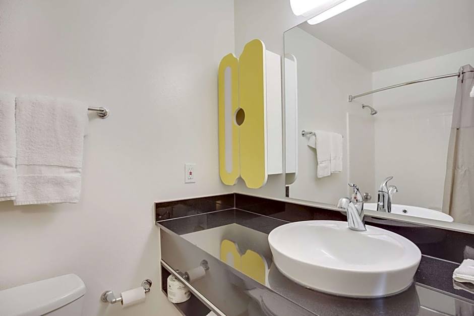 Studio 6-Stafford, TX - Houston - Sugarland