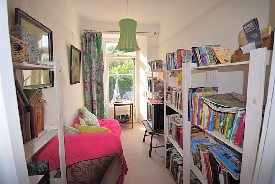 Newberry Beach lodge