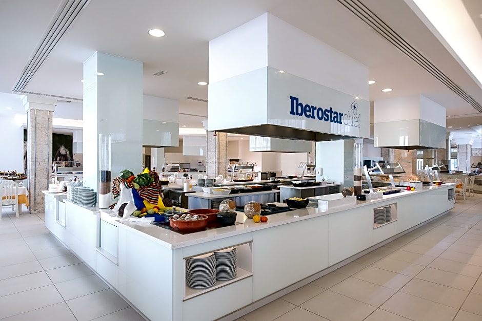 Iberostar Waves Bouganville Playa