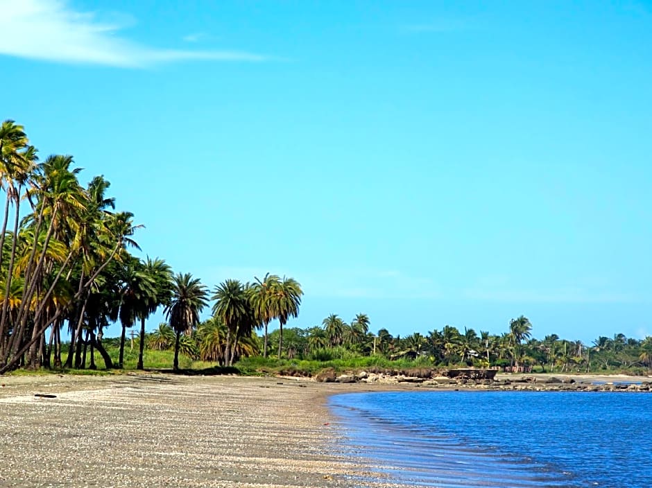 Wailoaloa Beach Resort