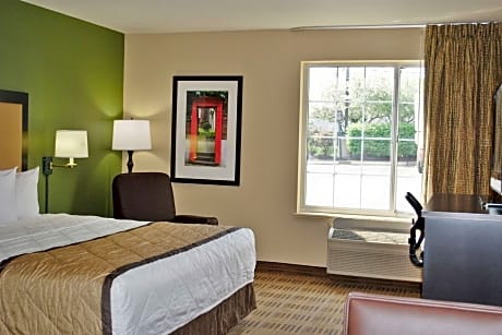 Studio Queen Bed