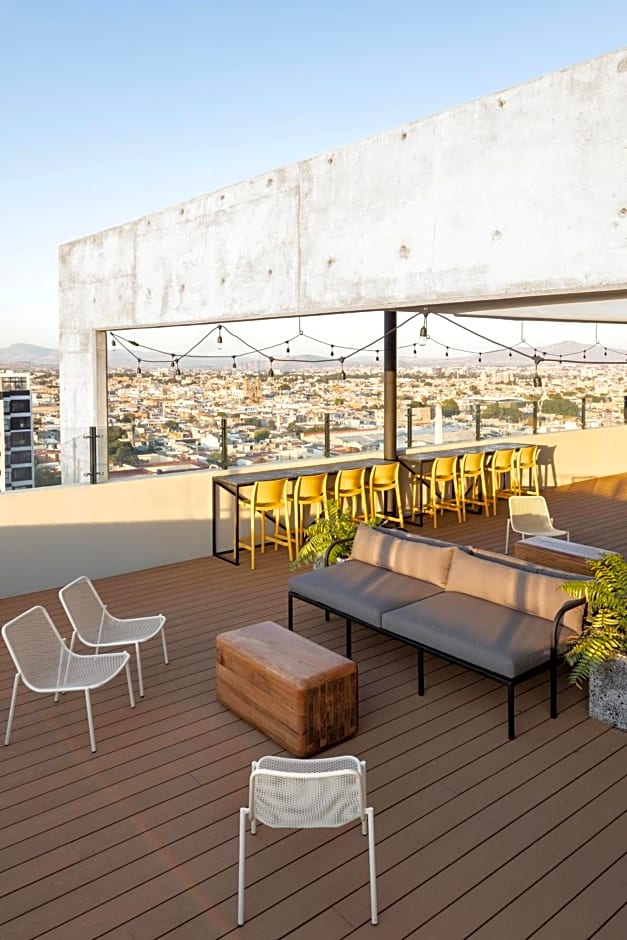 Loft In The Heart Of Americana, Have An Artsy Stay