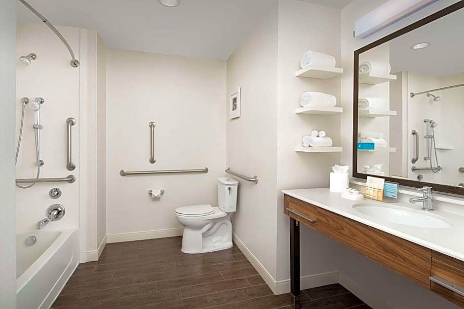 Hampton Inn By Hilton & Suites Phoenix Tempe