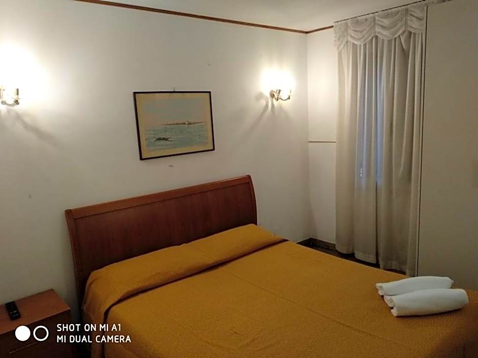 Hotel Leonardo