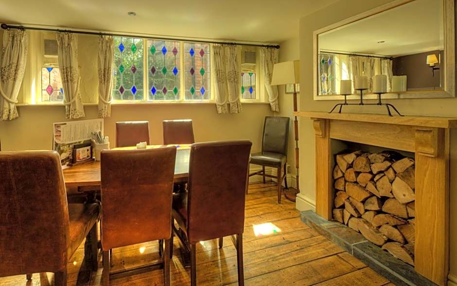 Dog & Partridge by Chef & Brewer Collection