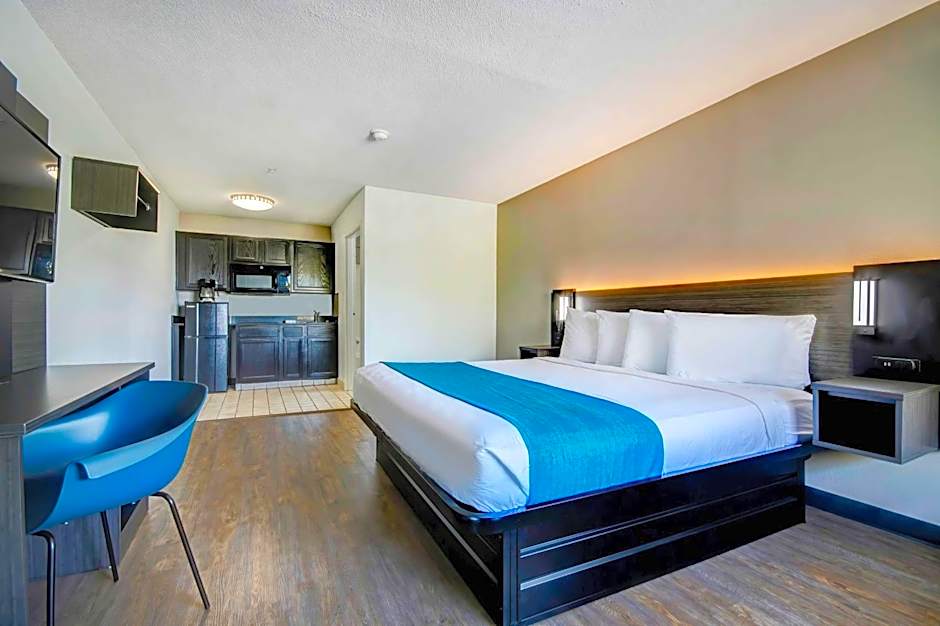 Studio 6-Ocean Springs, MS