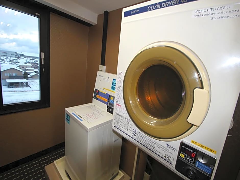 Apa Hotel Uozu-Ekimae