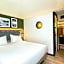 Campanile Epinay Sur Orge Hotel