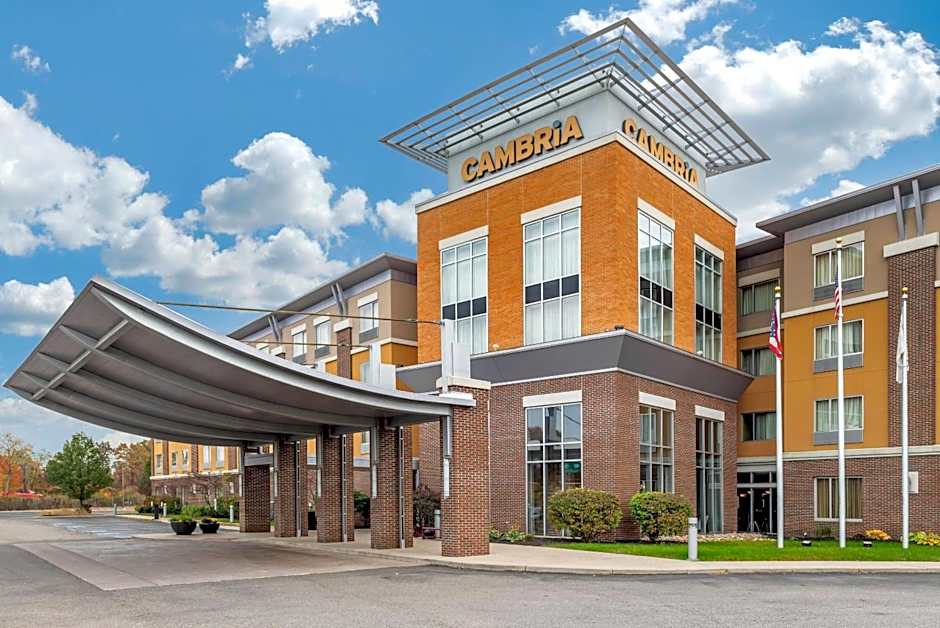 Cambria Hotel Akron - Canton Airport
