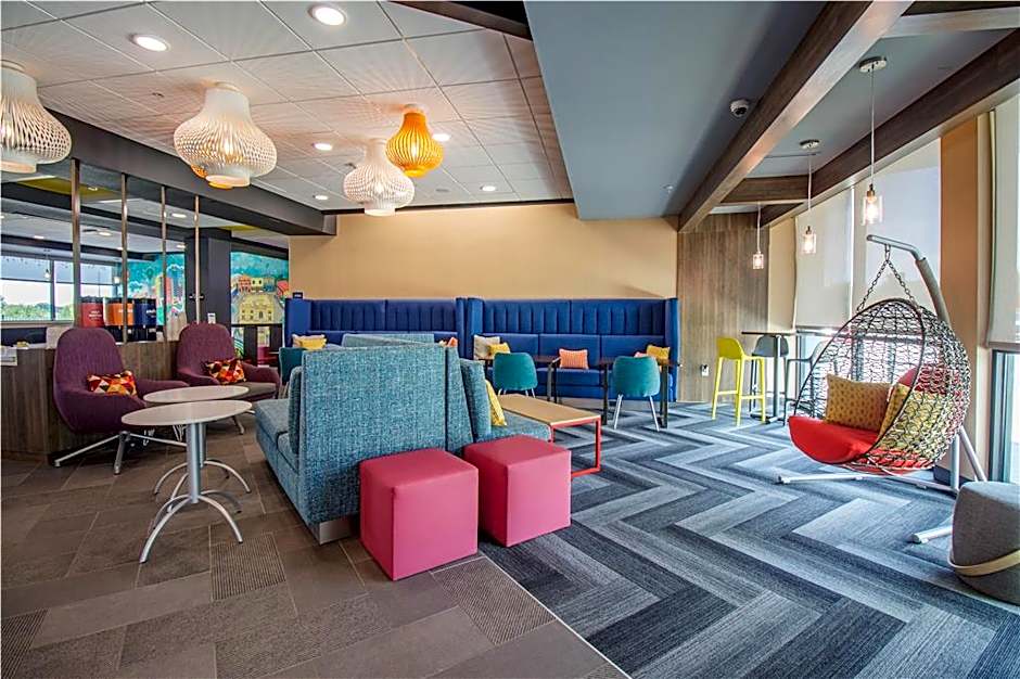 Tru by Hilton McKinney