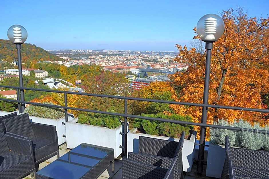 NH Prague City