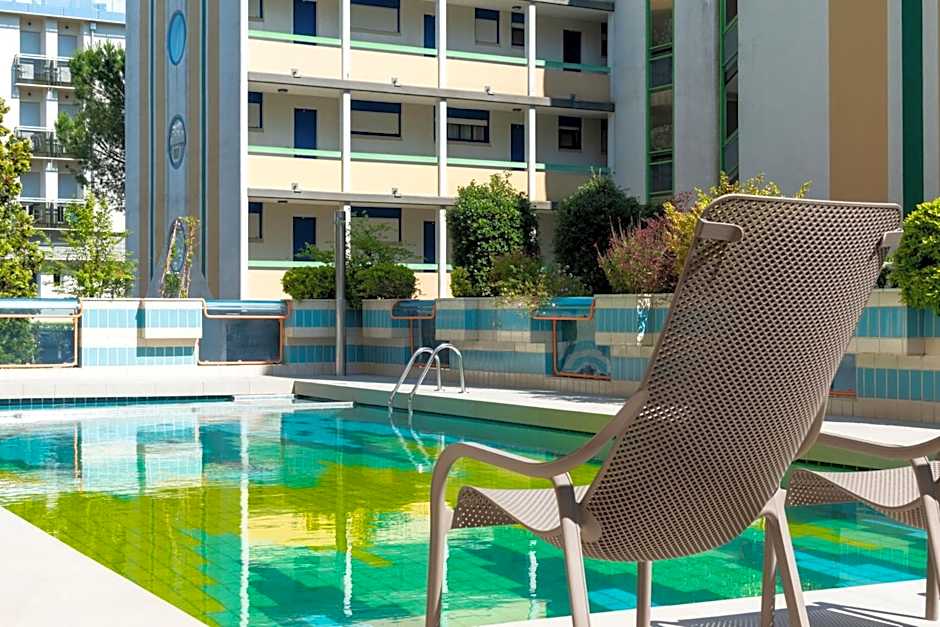 Continental B&B City Hotel
