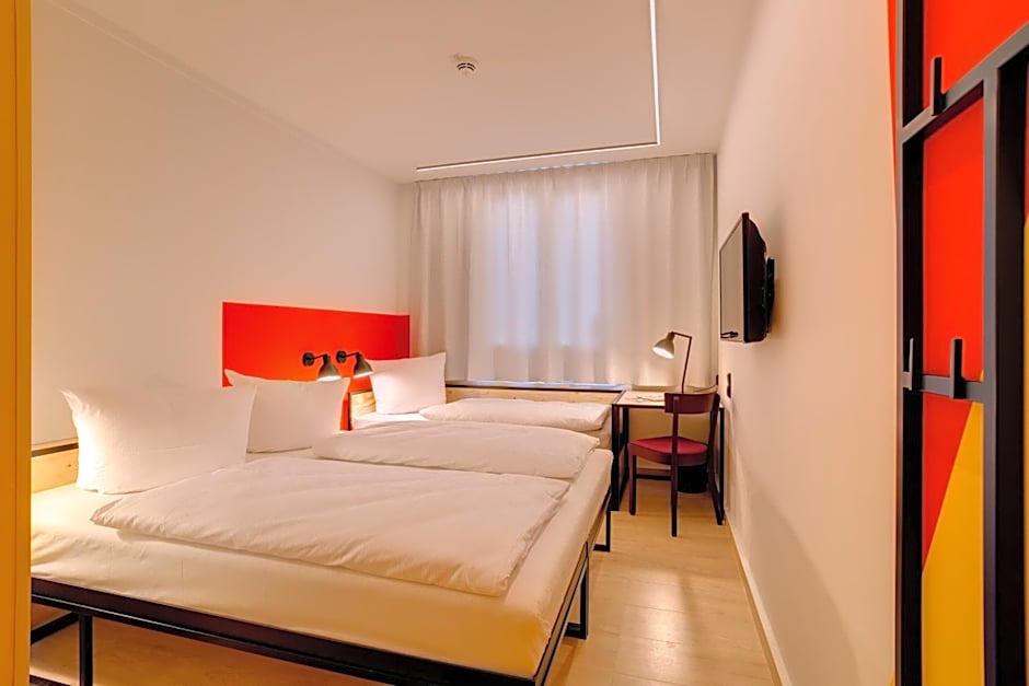 MEININGER Hotel Leipzig Hauptbahnhof