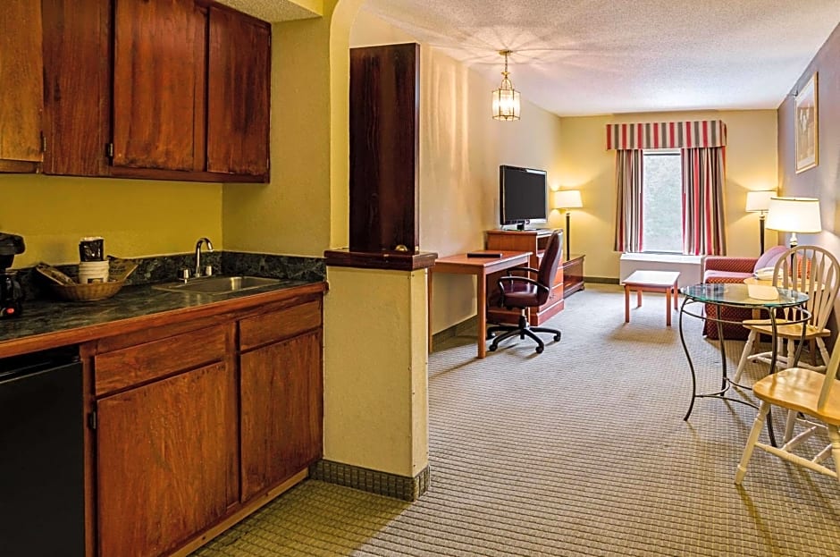 Quality Suites Altavista – Lynchburg South