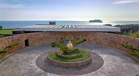 JW Marriott Jeju Resort & Spa