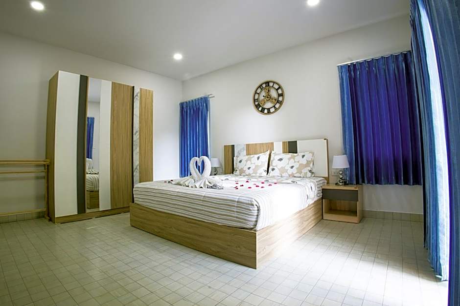 Grand View Premium