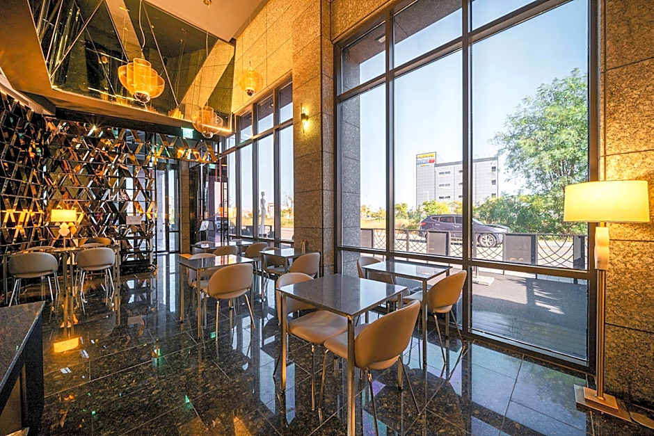 Best Louis Hamilton Hotel westbusan