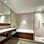 Threadneedles, Autograph Collection by Marriott