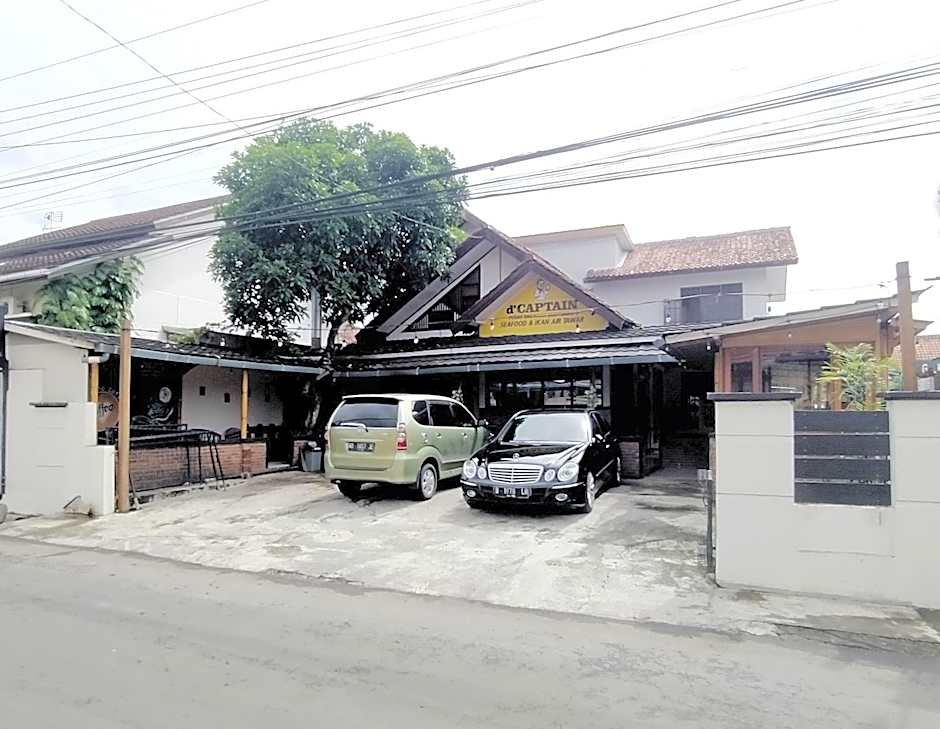 RedDoorz Syariah Near Stasiun Purwokerto