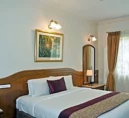 The Grand Magrath Hotel