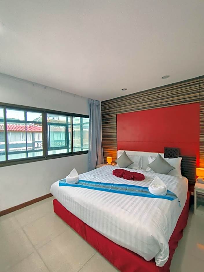 Patong Max Value Hotel