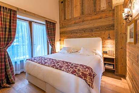 Suite with Sauna and Mont Blanc View