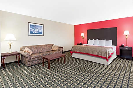 King Studio Suite - Non-Smoking