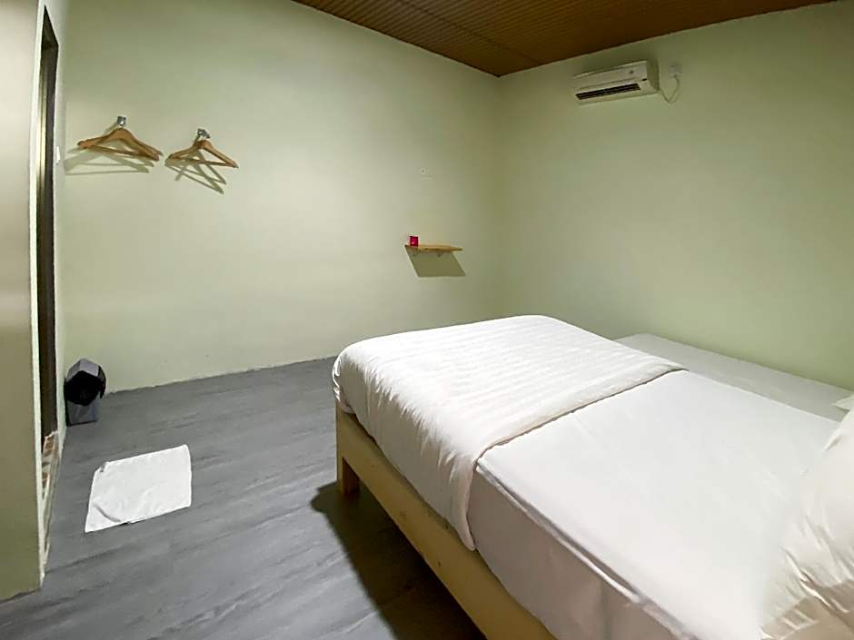 Homestay D3 Mitra RedDoorz