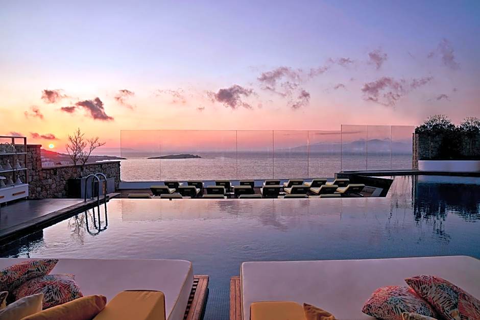 Myconian Korali Relais & Chateaux