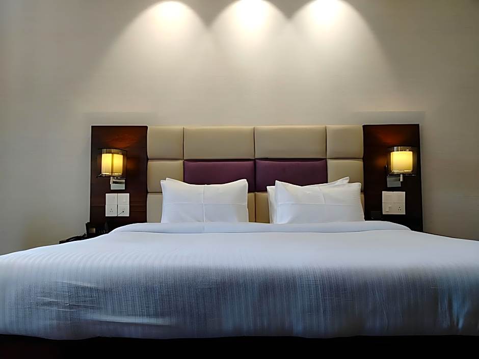 The Hamuse Hotel Kodaikanal - Luxury Redefined 