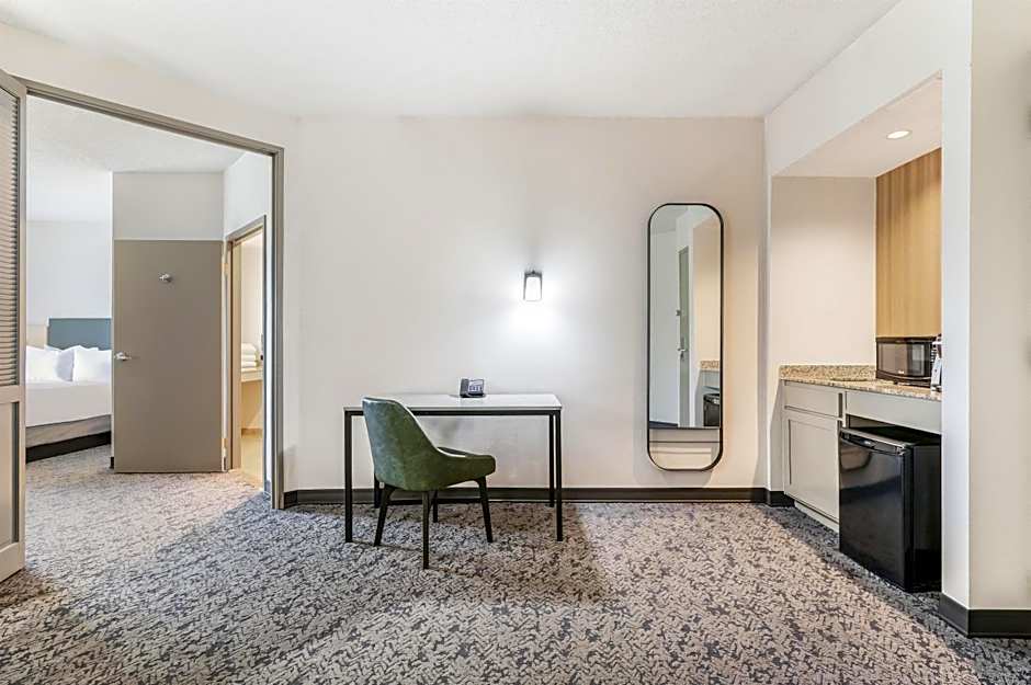 DoubleTree Suites By Hilton Raleigh-Durham