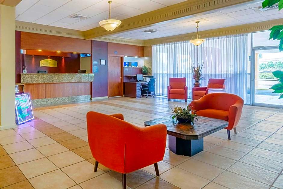 Howard Johnson by Wyndham Lakeland