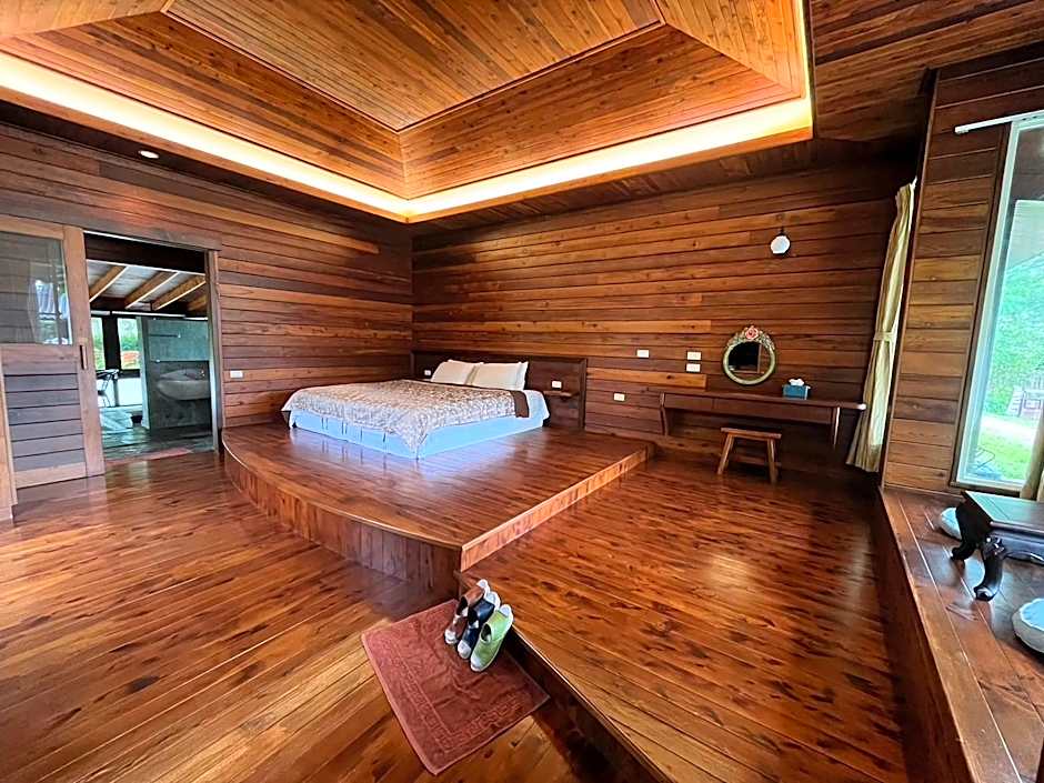 Pinehome Villa