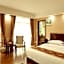 GreenTree Inn Jieyang North Linjiang Road Express Hotel