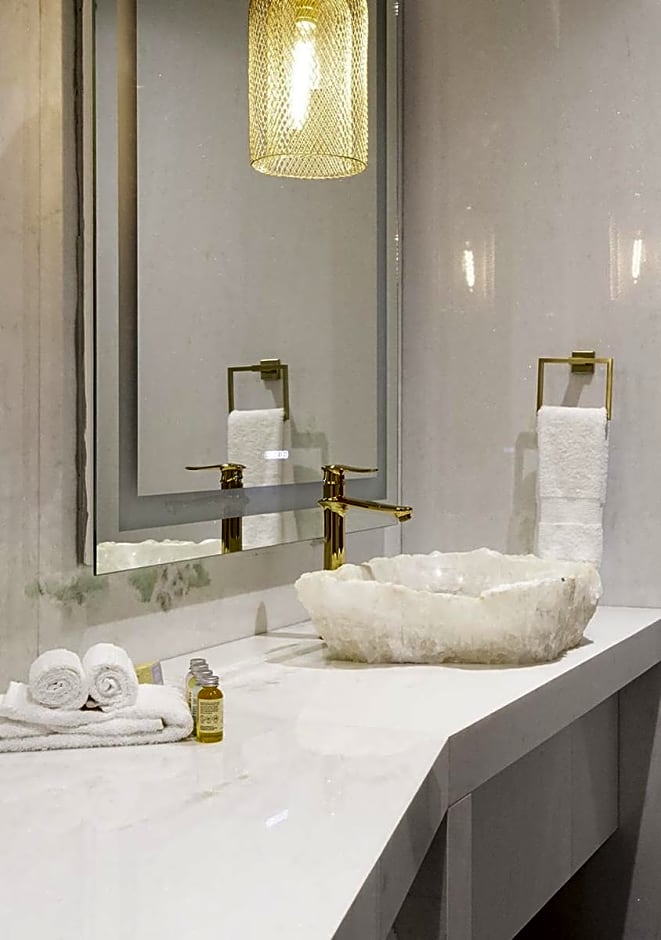 L Hotel Perla Boutique