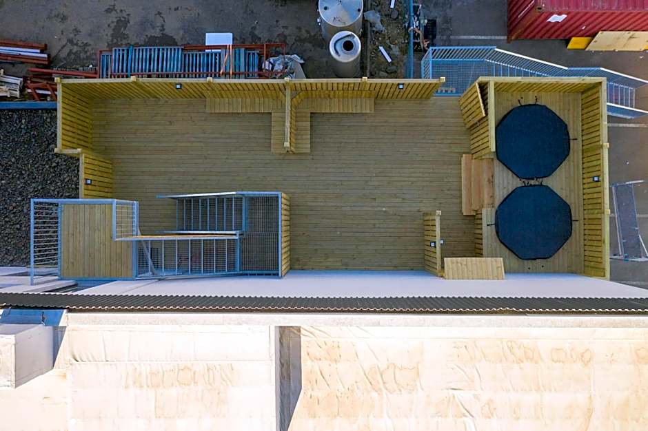Akureyri Lux Apartments with hot tub access