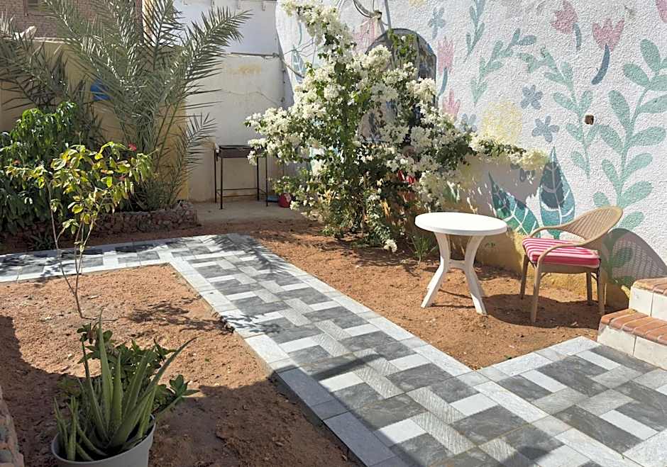 Blue Villa in Lighthouse