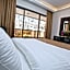 Queens Land Hotel