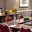 DoubleTree Suites By Hilton Minneapolis