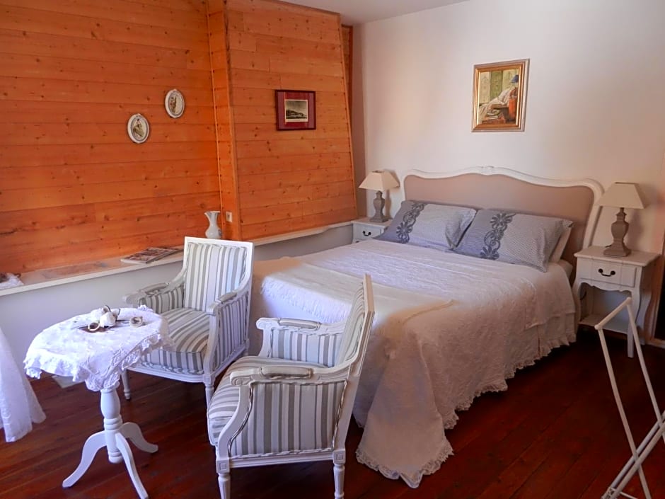 Le Patio Des Senteurs