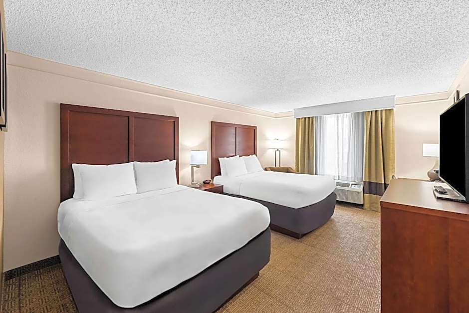 Comfort Inn & Suites Heath