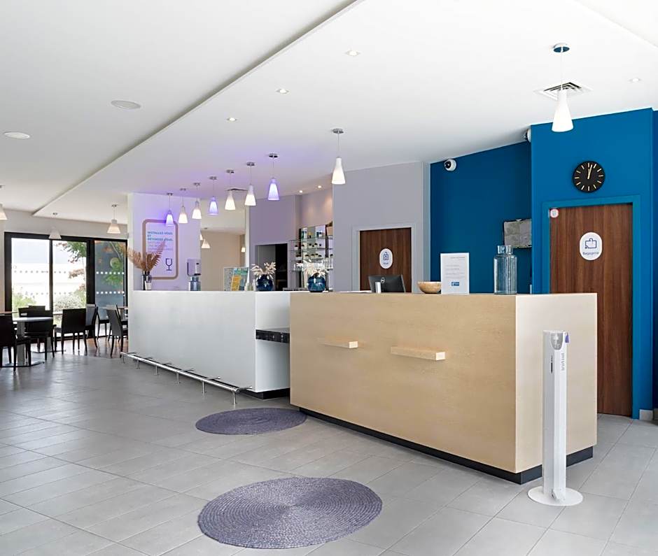 Holiday Inn Express - Marseille Airport By IHG