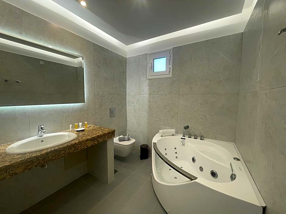 Danae Hotel