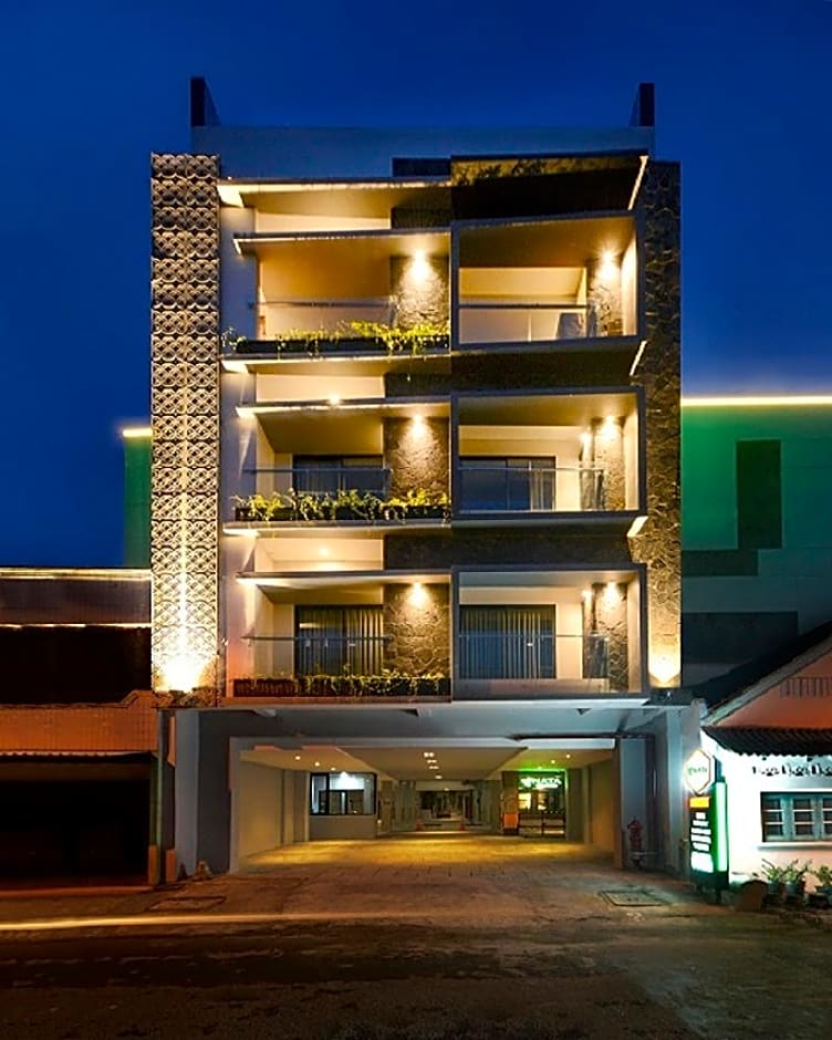 Nata Azana Hotel Solo