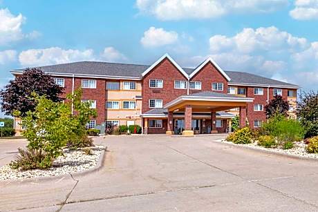 MainStay Suites Dubuque at Hwy 20
