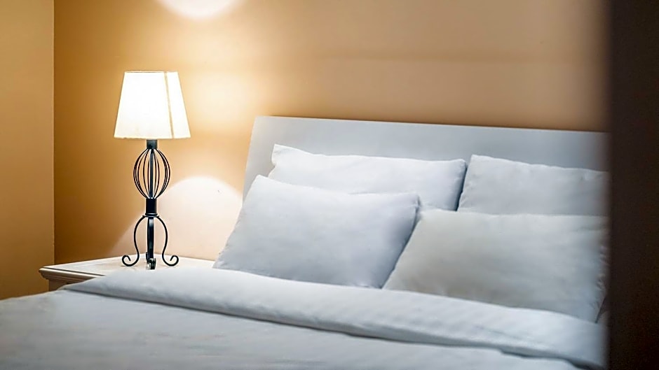 Yangyang Golden Bay Pension