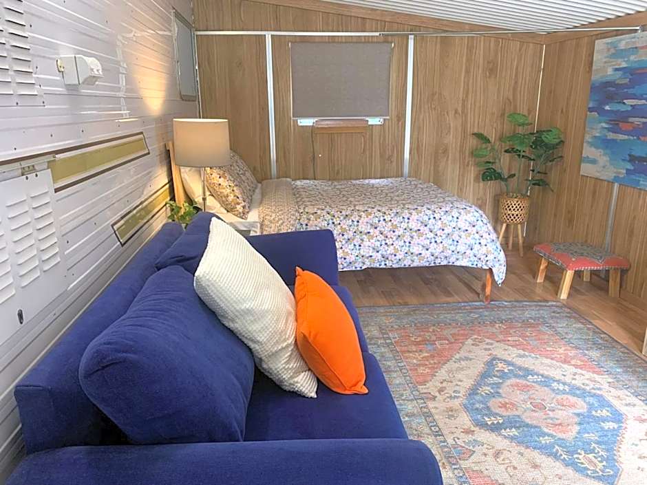 Mornington Peninsula Retro Caravans