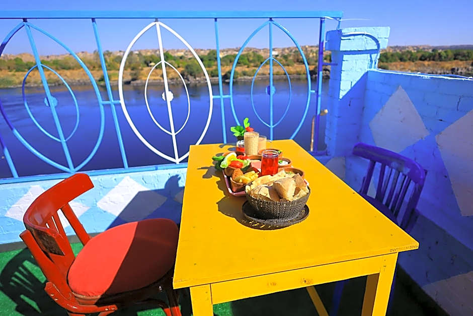 Nubian Popeye - Roof top - Nile View